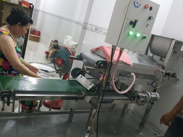 Steamed Rice rolls Machine 30kg/h – restaurant type